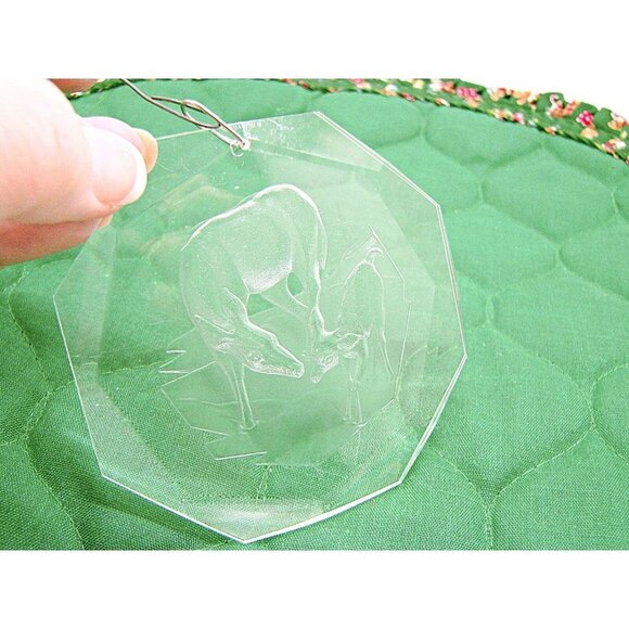 Vintage Etched Acrylic Christmas Ornament Deer Life Holiday Treasures Collector - Picture 4 of 8